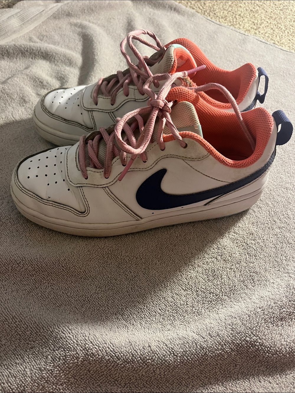 Nike White Kids Sneakers with Pink Laces and Coral Interior